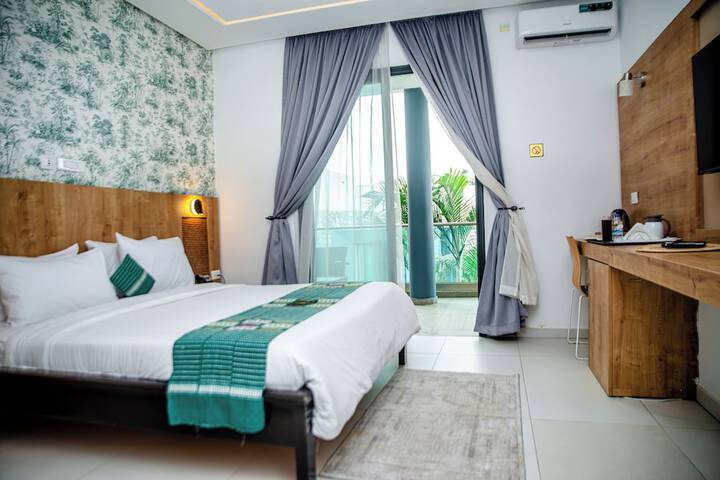 Room 18 of 85