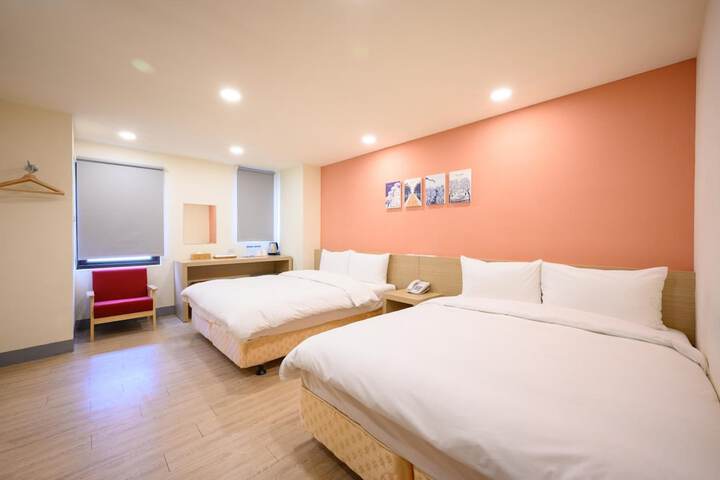 Room 14 of 31