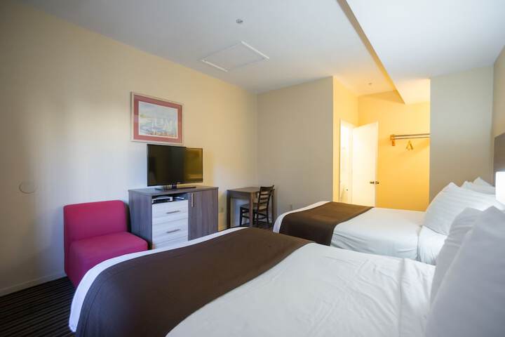Basic Double Bed (8 of 15)