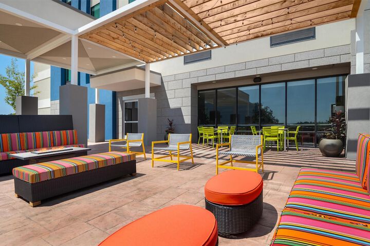 Terrace/Patio 17 of 19