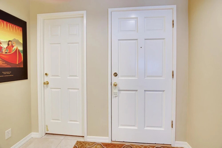 Room 3 of 19
