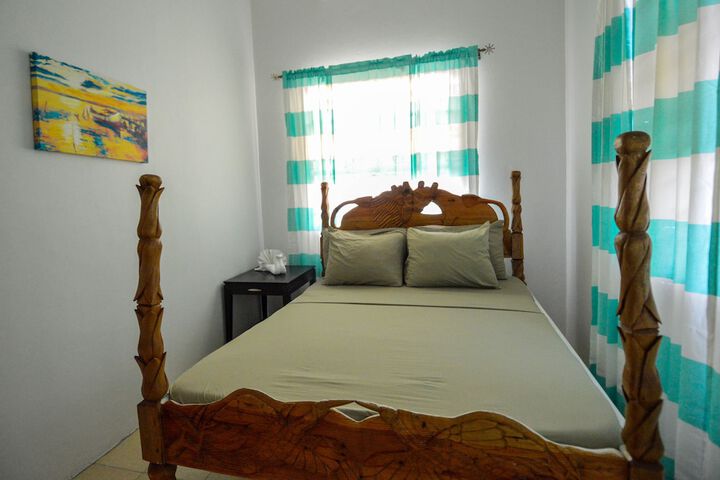 Room 6 of 55