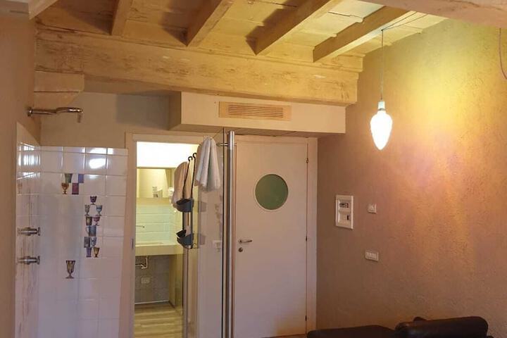 Room 26 of 72