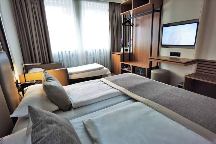 Room 40 of 69