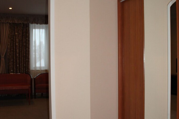 Room 28 of 108