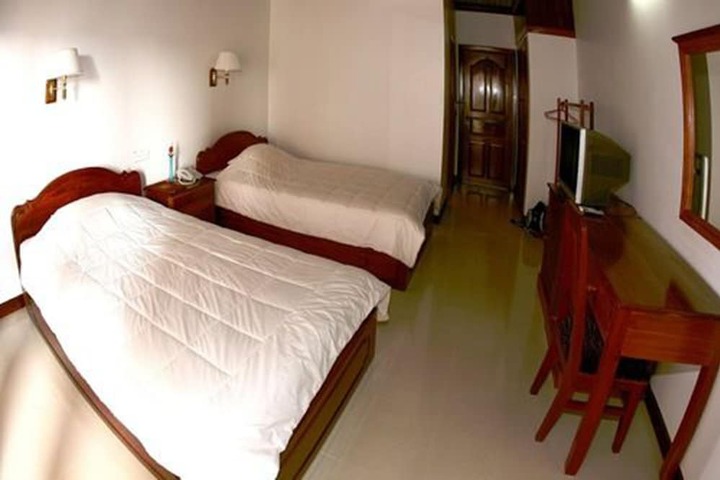 Room 8 of 49