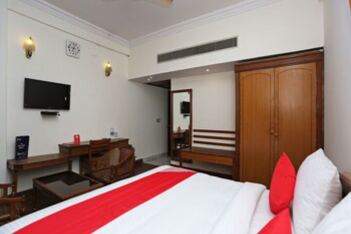 Room 36 of 39