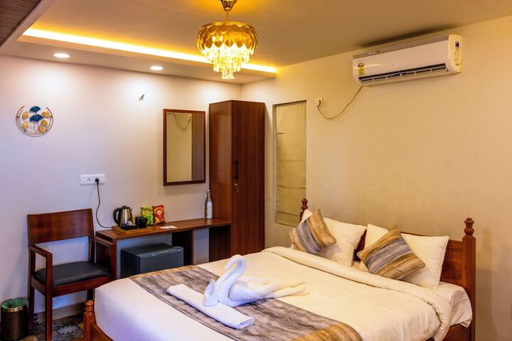 Room 19 of 52