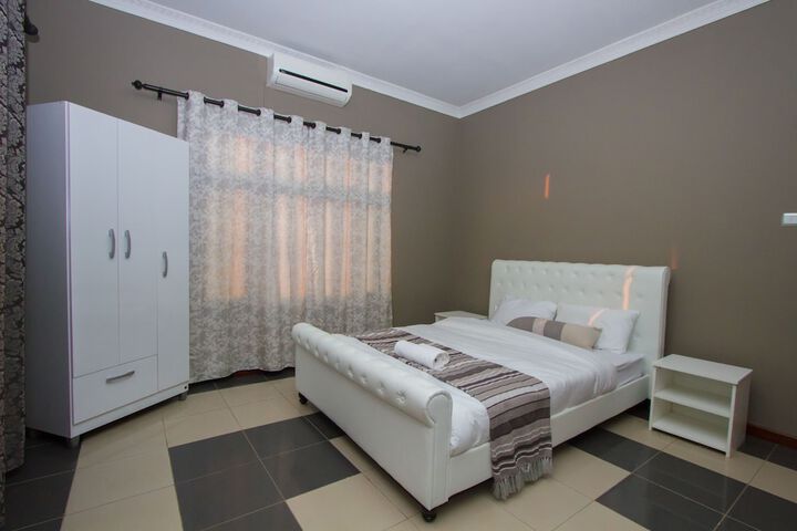Room 20 of 27