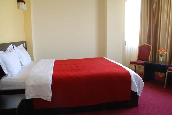 Room 12 of 51