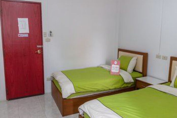 Room 16 of 26