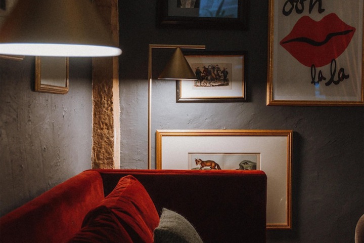 Lounge 89 of 121