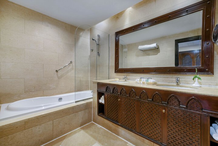 Bath Photo