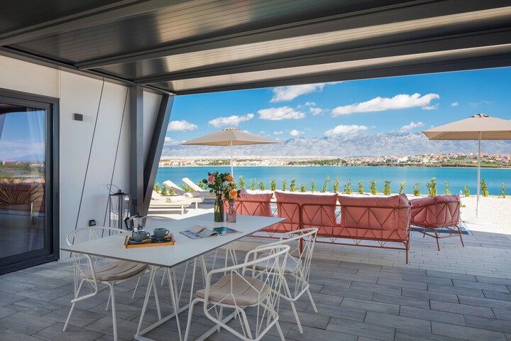 Terrace/Patio 69 of 222