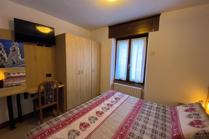 Room 12 of 54