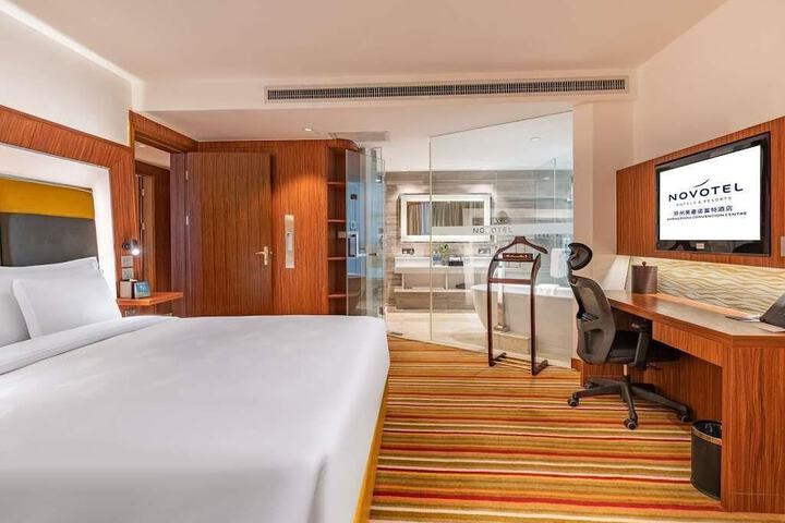 Room 20 of 73
