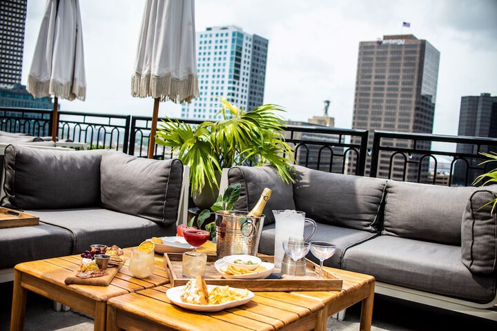 Rooftop pool