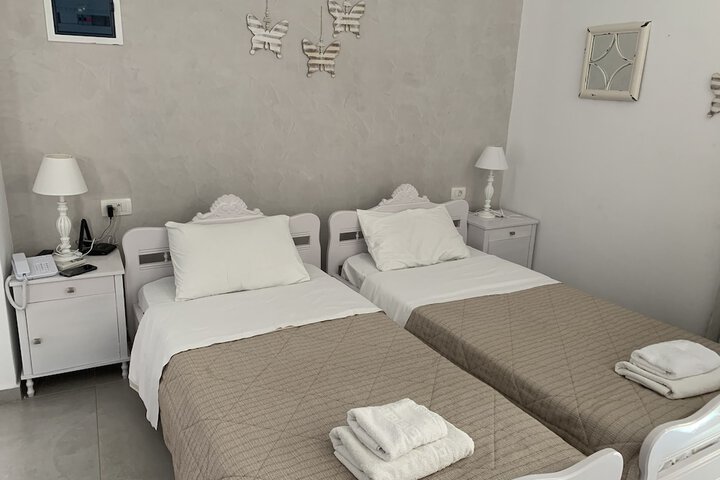 Room 168 of 277