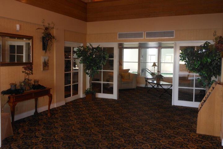 Hotel Interior 4 of 34