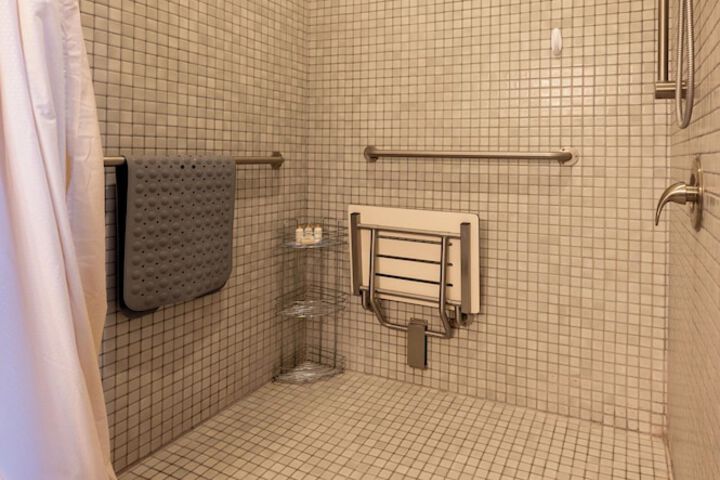 Room 60 of 116