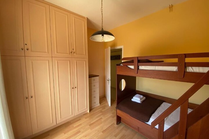 Room 6 of 46
