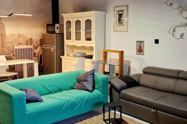 Room 25 of 104