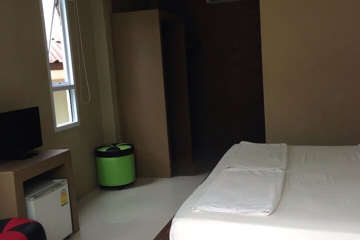 Room 27 of 54