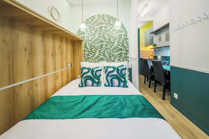 Room 21 of 42