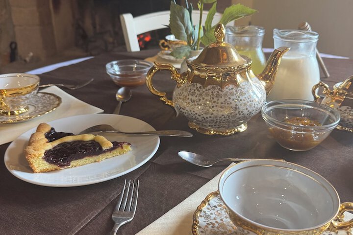 Breakfast/Coffee Service 118 of 157