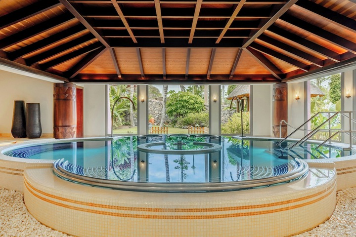 Pool 125 of 324