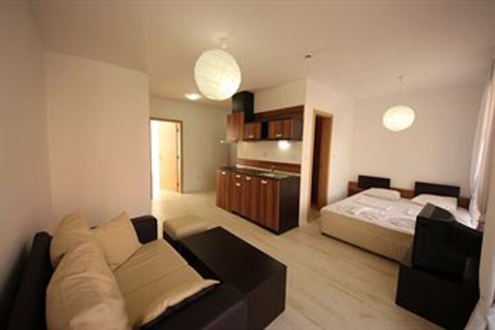Room 109 of 153