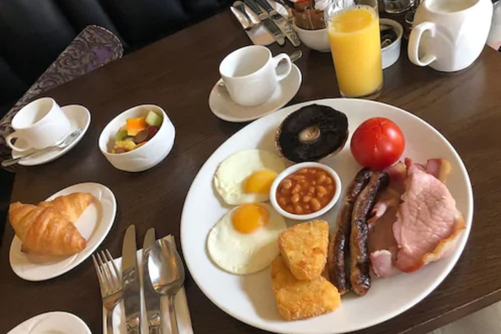 Breakfast/Coffee Service 48 of 58