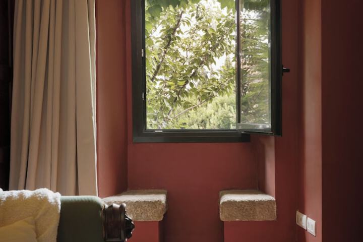 Room 55 of 147
