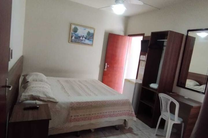 Room 4 of 7