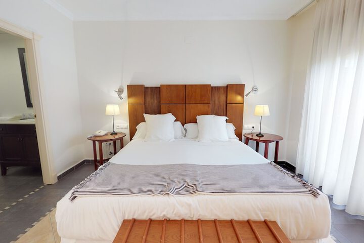 Room 21 of 45