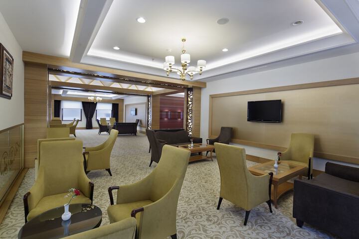 Hotel Lobby
