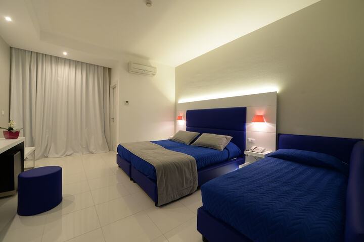 Room 13 of 67