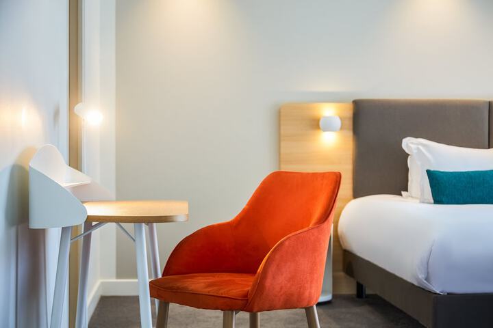Room 26 of 65