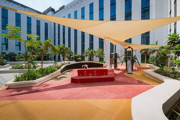Hotel Exterior 51 of 51