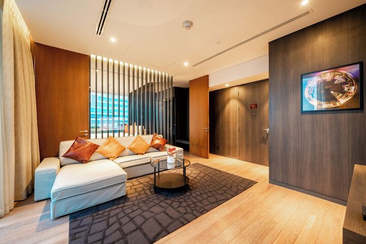Room 58 of 122
