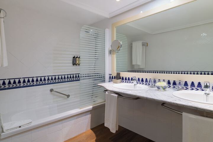 Bath Photo