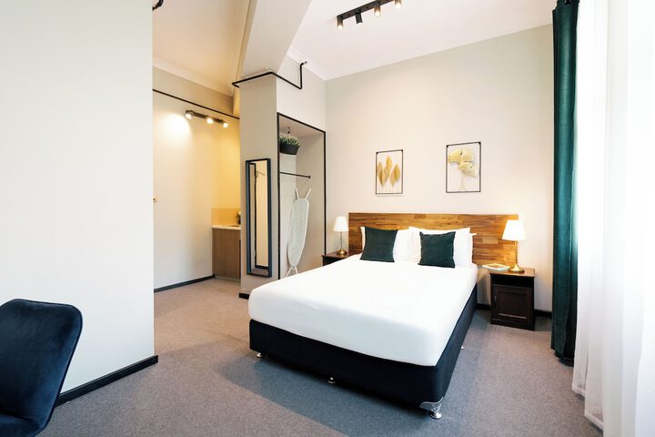 Room 14 of 39