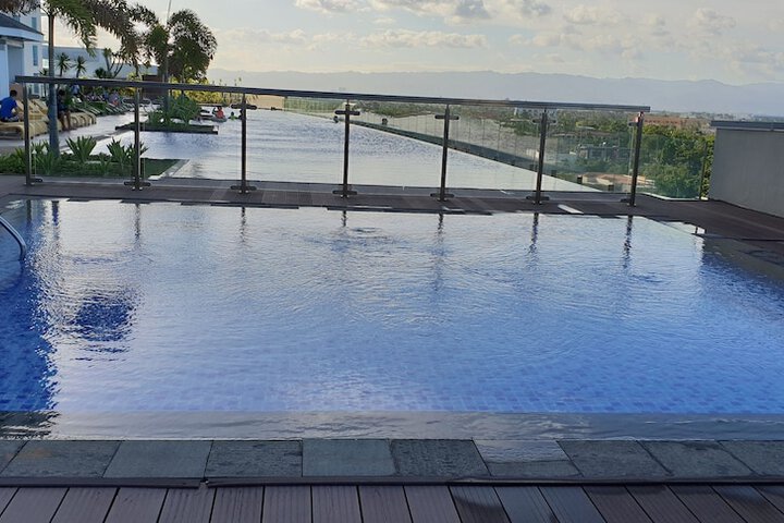 Mactan Newtown with Ocean View