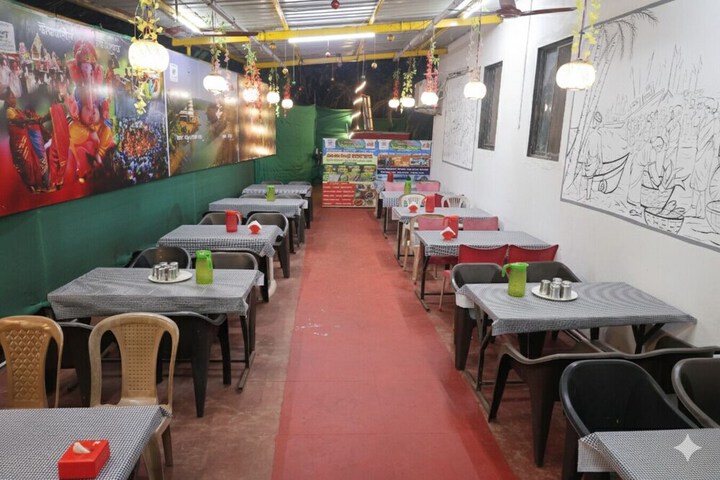 Dining 45 of 62