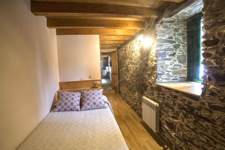 Room 20 of 74