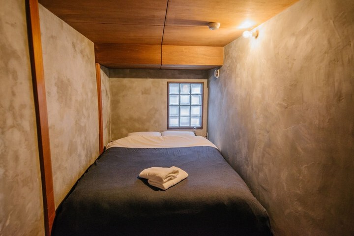 Room 26 of 71