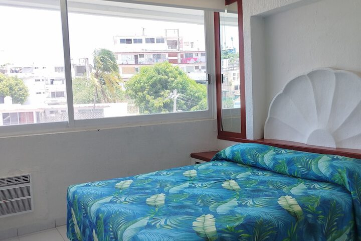 Room 18 of 70