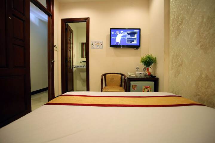 Room 15 of 35