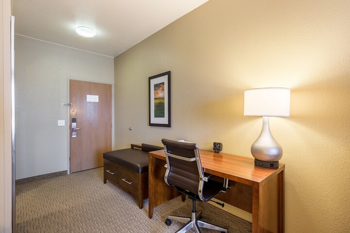 Room 4 of 48
