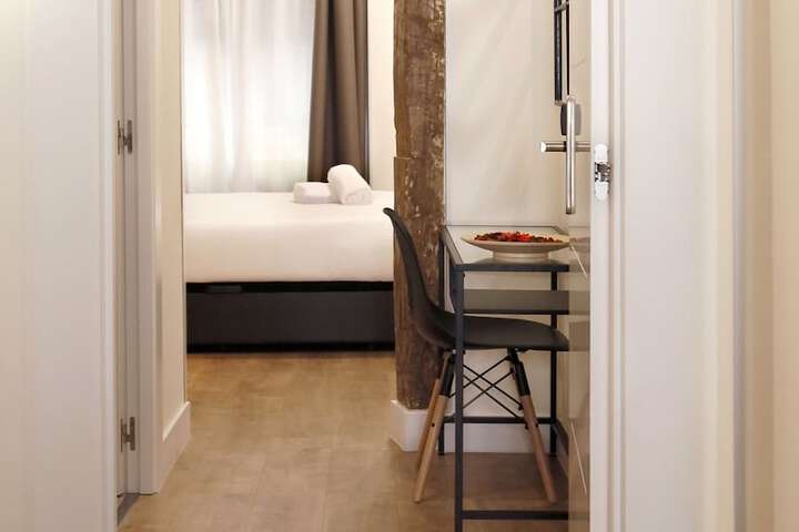Room 15 of 39